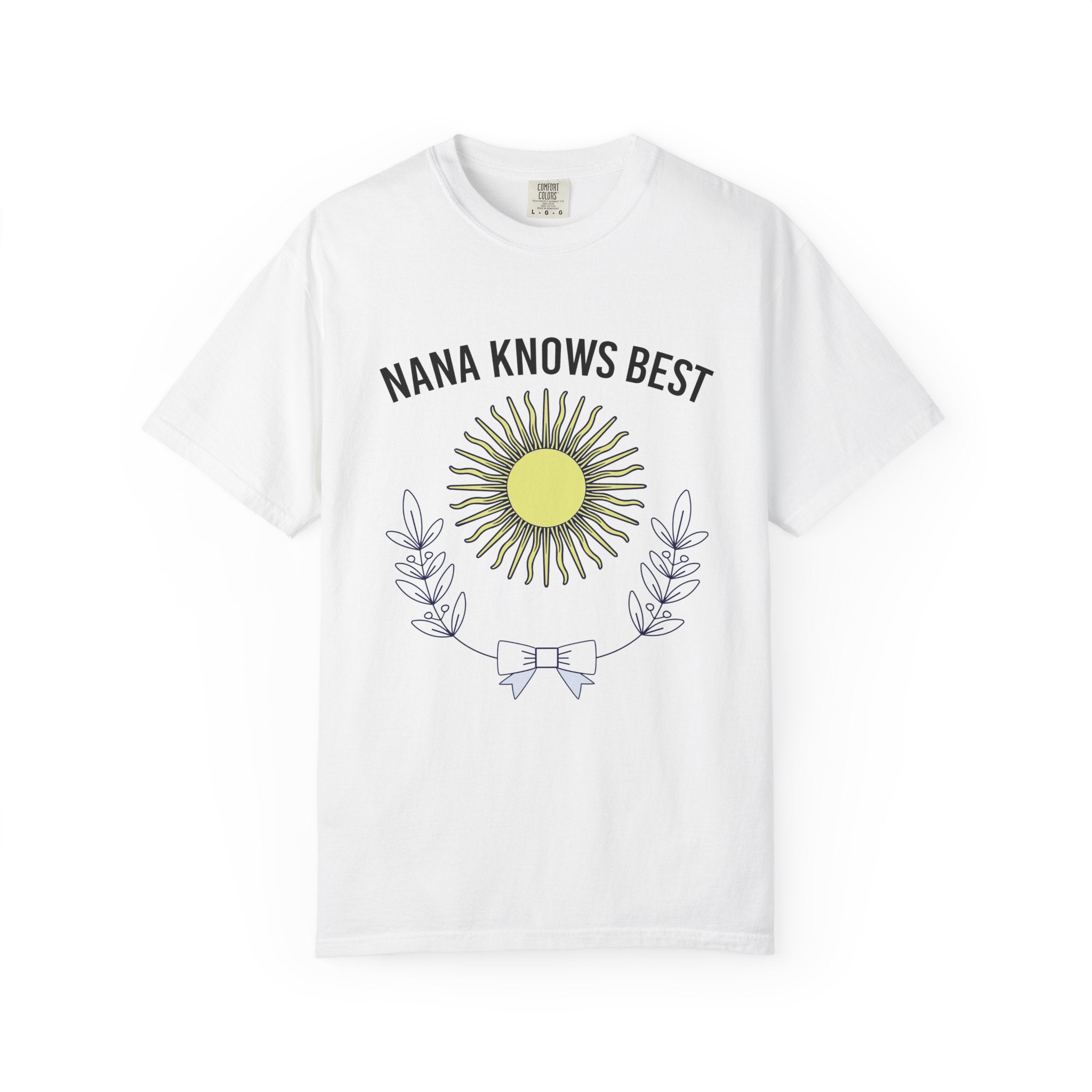 "Nana Knows Best" Sun Graphic T-Shirt