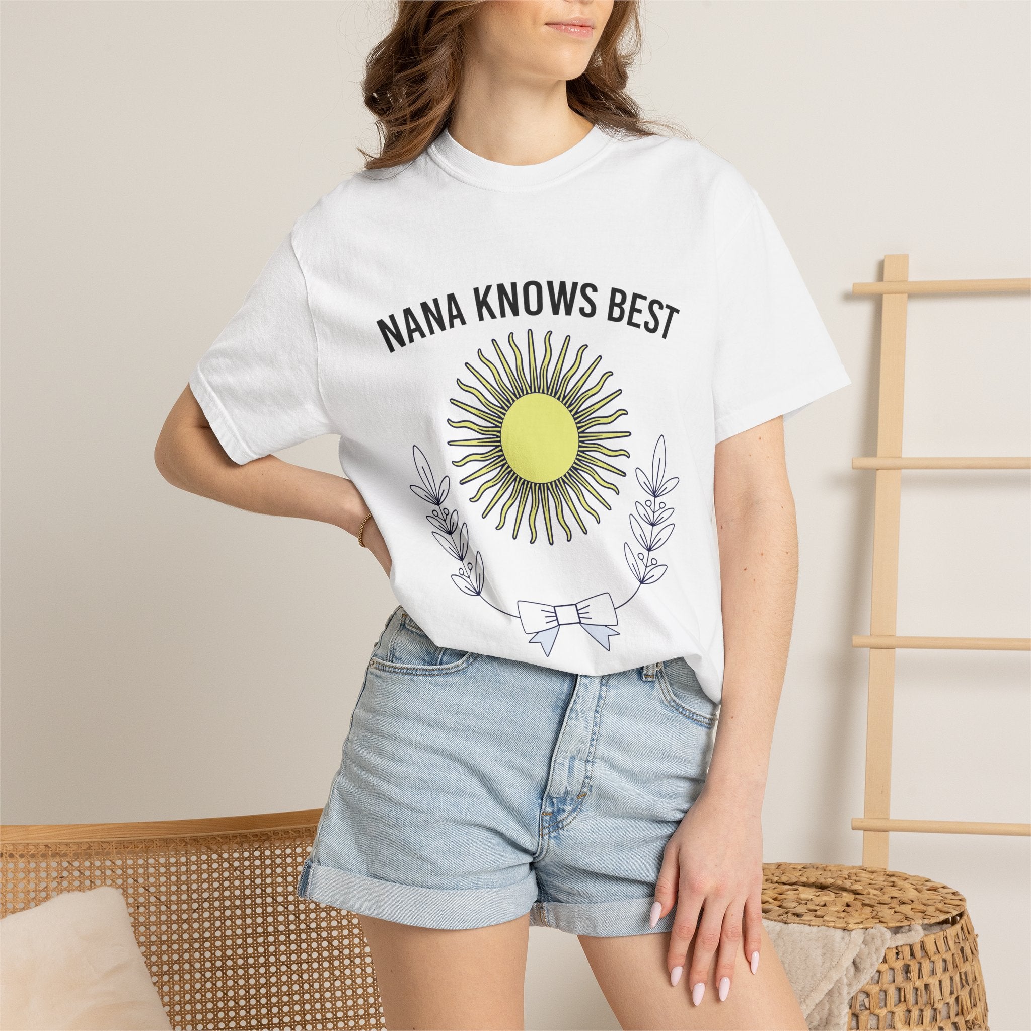 "Nana Knows Best" Sun Graphic T-Shirt